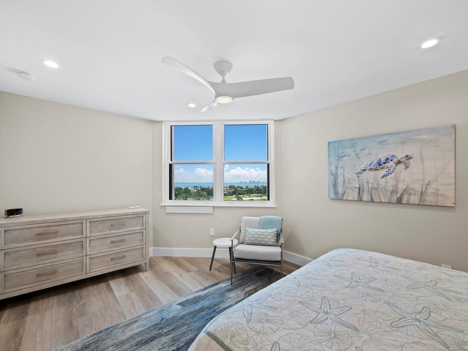 1050 LONGBOAT CLUB RD #903, LONGBOAT KEY, FL — photo 21