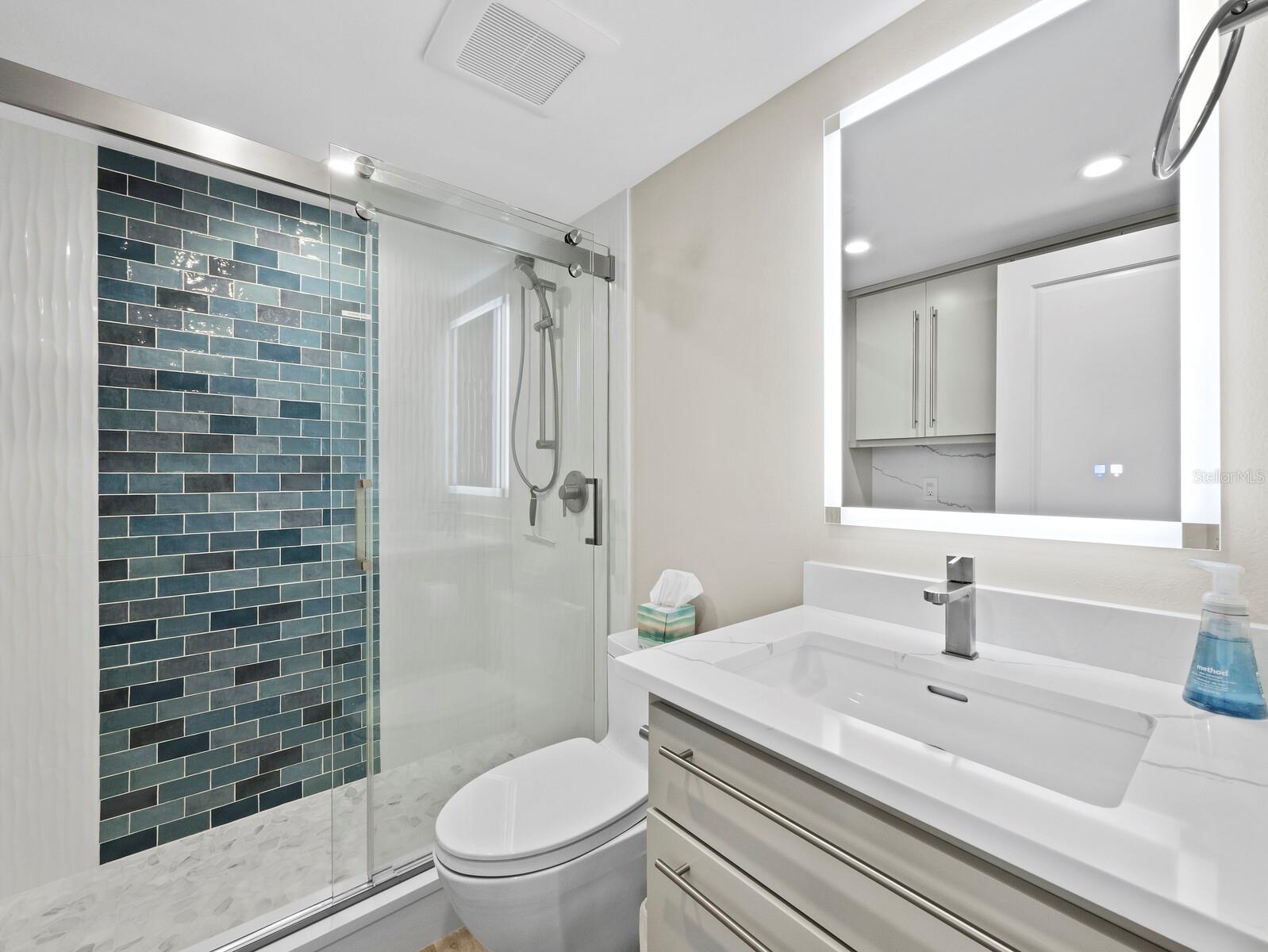 1050 LONGBOAT CLUB RD #903, LONGBOAT KEY, FL — photo 23
