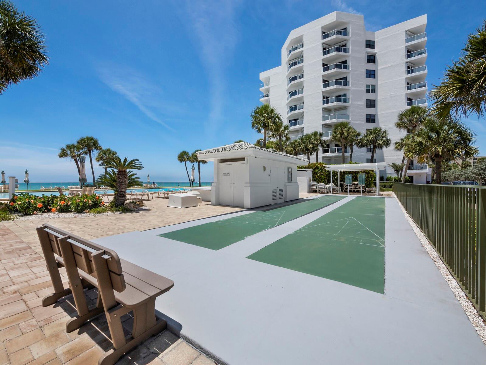 1050 LONGBOAT CLUB RD #903, LONGBOAT KEY, FL — photo 32