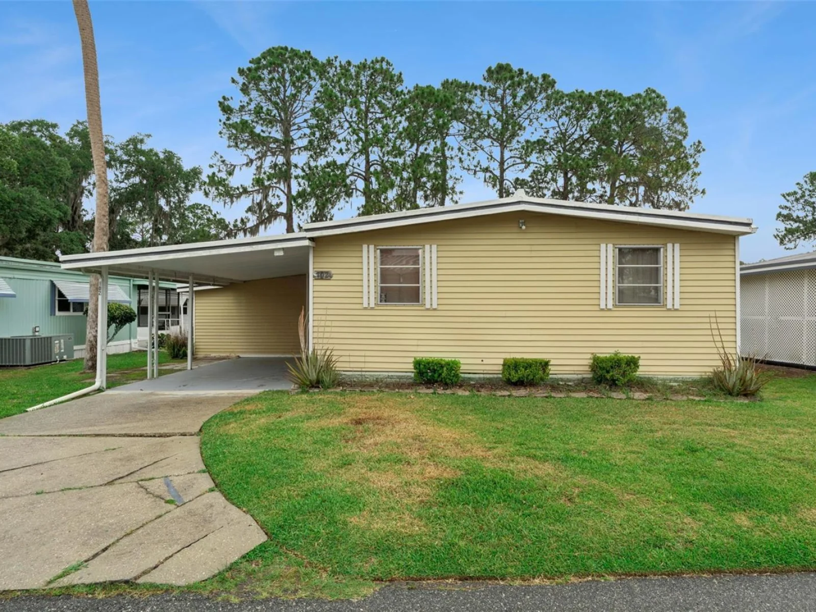 102 PARKLAND DR, EUSTIS, FL — photo 1