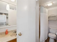 102 PARKLAND DR — photo 38