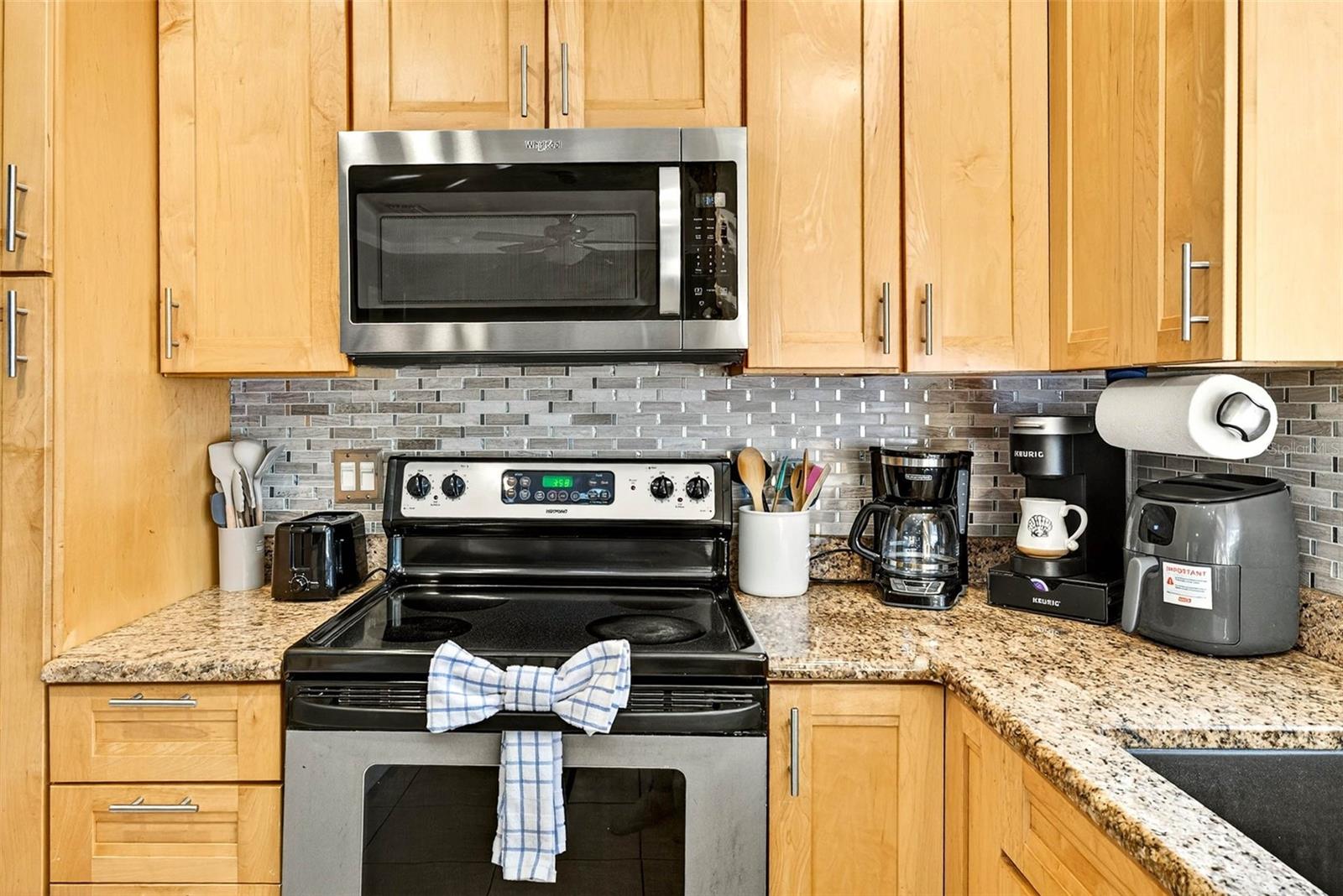 10050 84TH WAY, LARGO, FL — photo 17