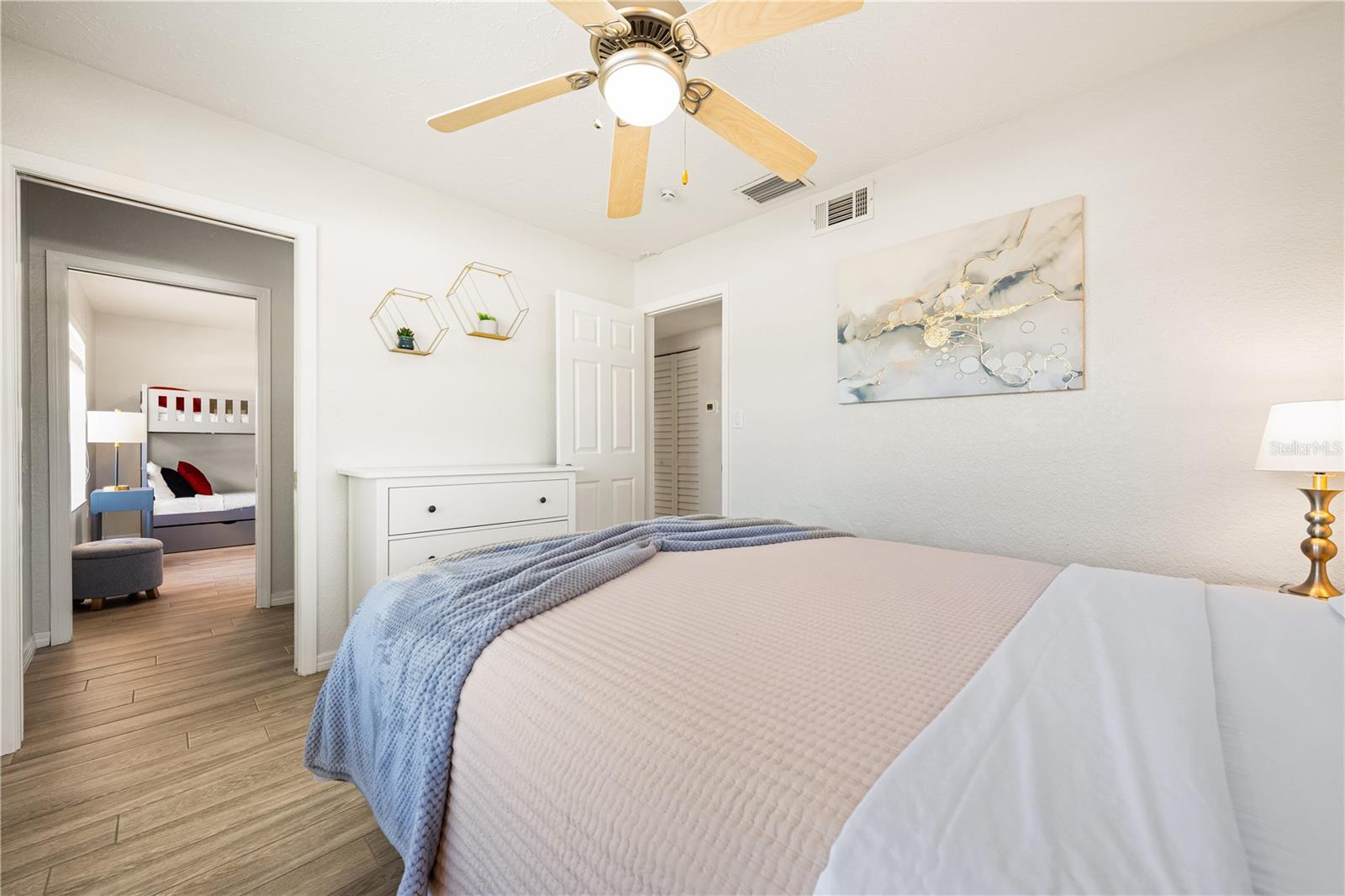 3524 S SCHOOL AVE, SARASOTA, FL — photo 37
