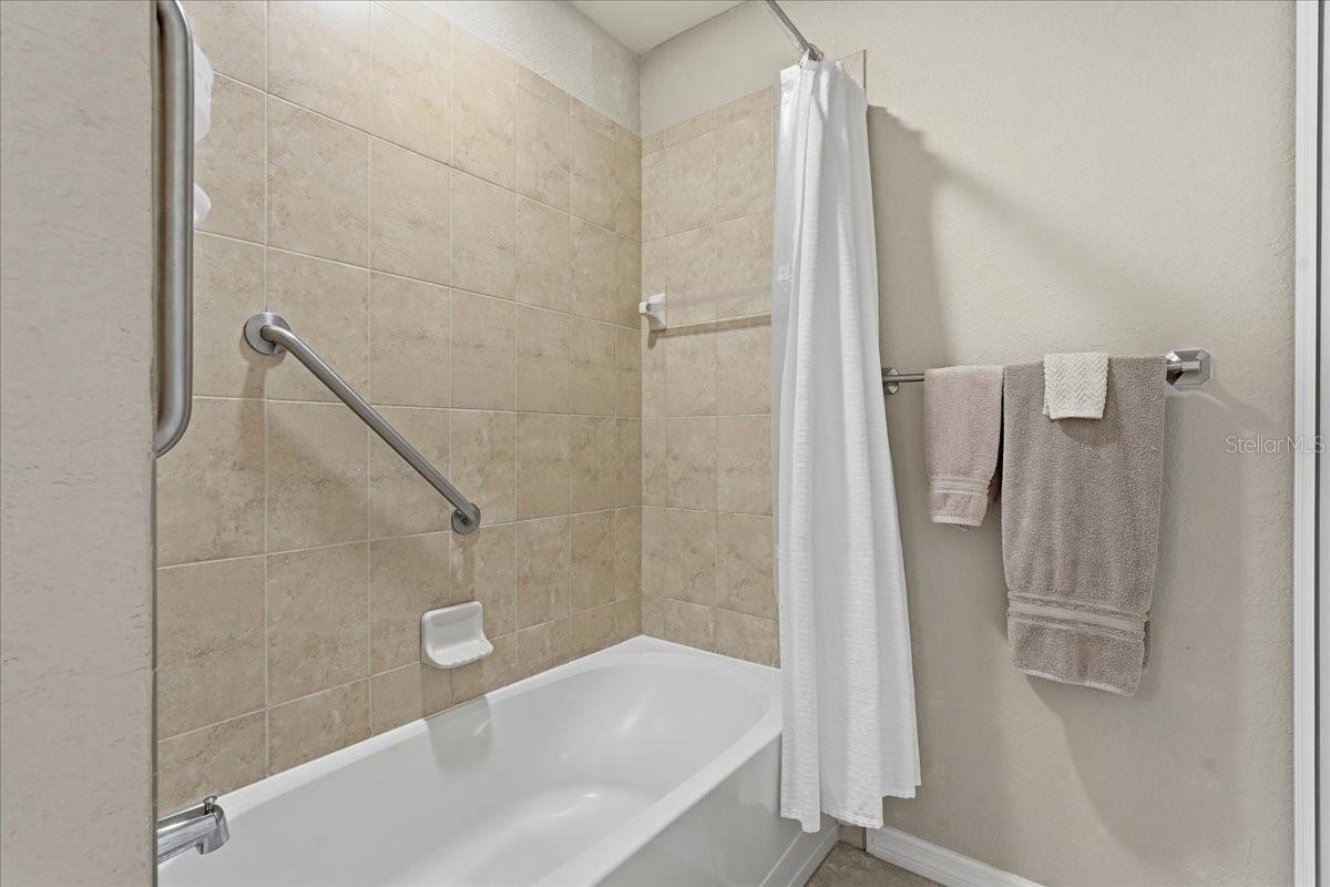 7705 GRAND ESTUARY TRL #305, BRADENTON, FL — photo 26