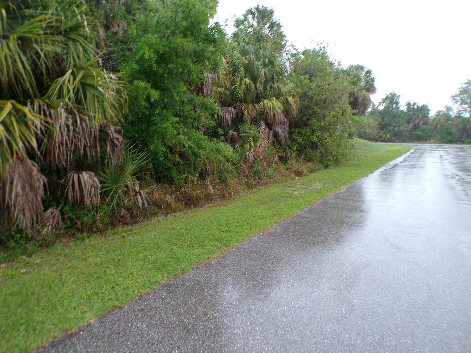 SHALIMAR TER, NORTH PORT, FL — photo 4