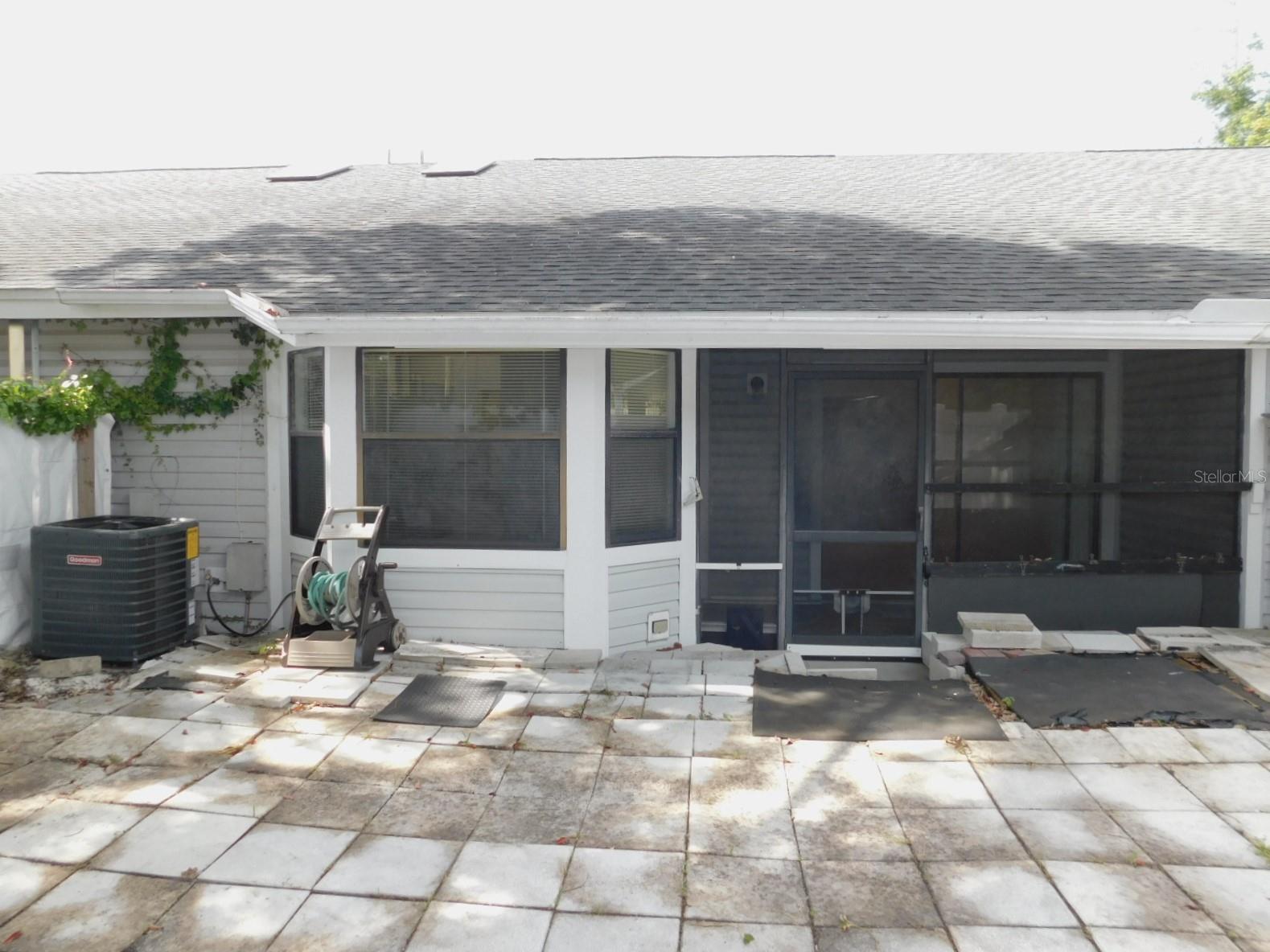 2496 ALHAMBRA CT, CLEARWATER, FL — photo 12