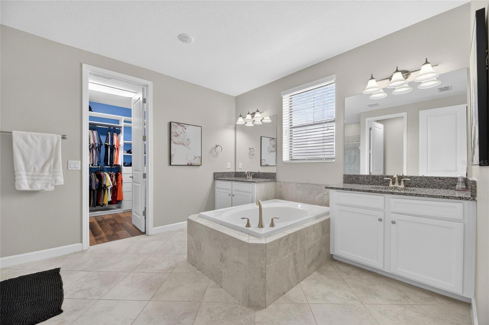 2905 HILLIARD DR, WESLEY CHAPEL, FL — photo 9