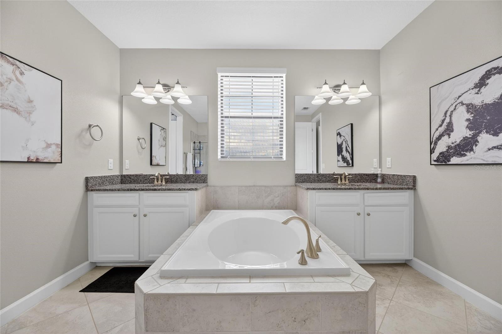2905 HILLIARD DR, WESLEY CHAPEL, FL — photo 10