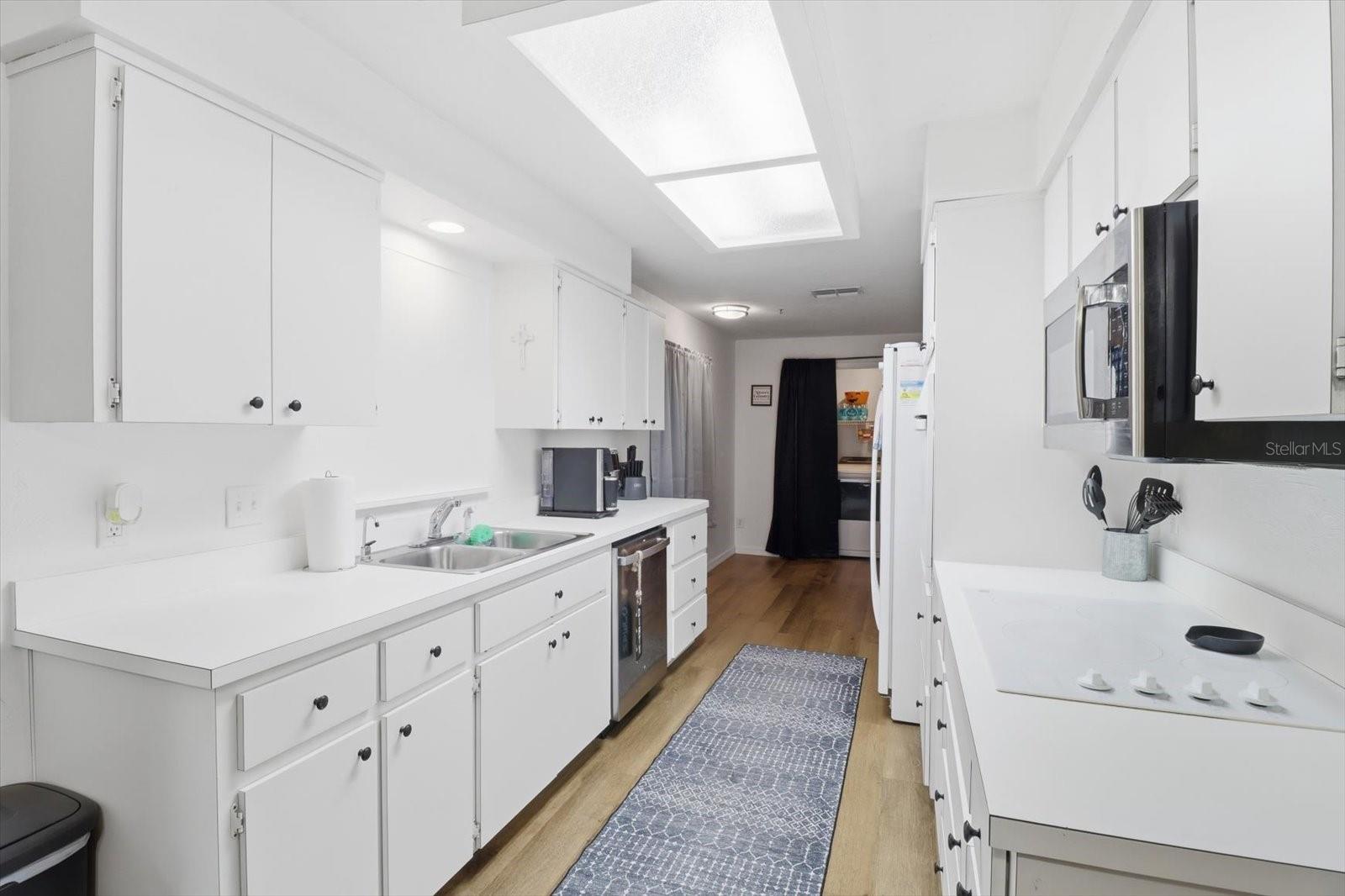 3721 N GOLDENCUP TER, BEVERLY HILLS, FL — photo 10