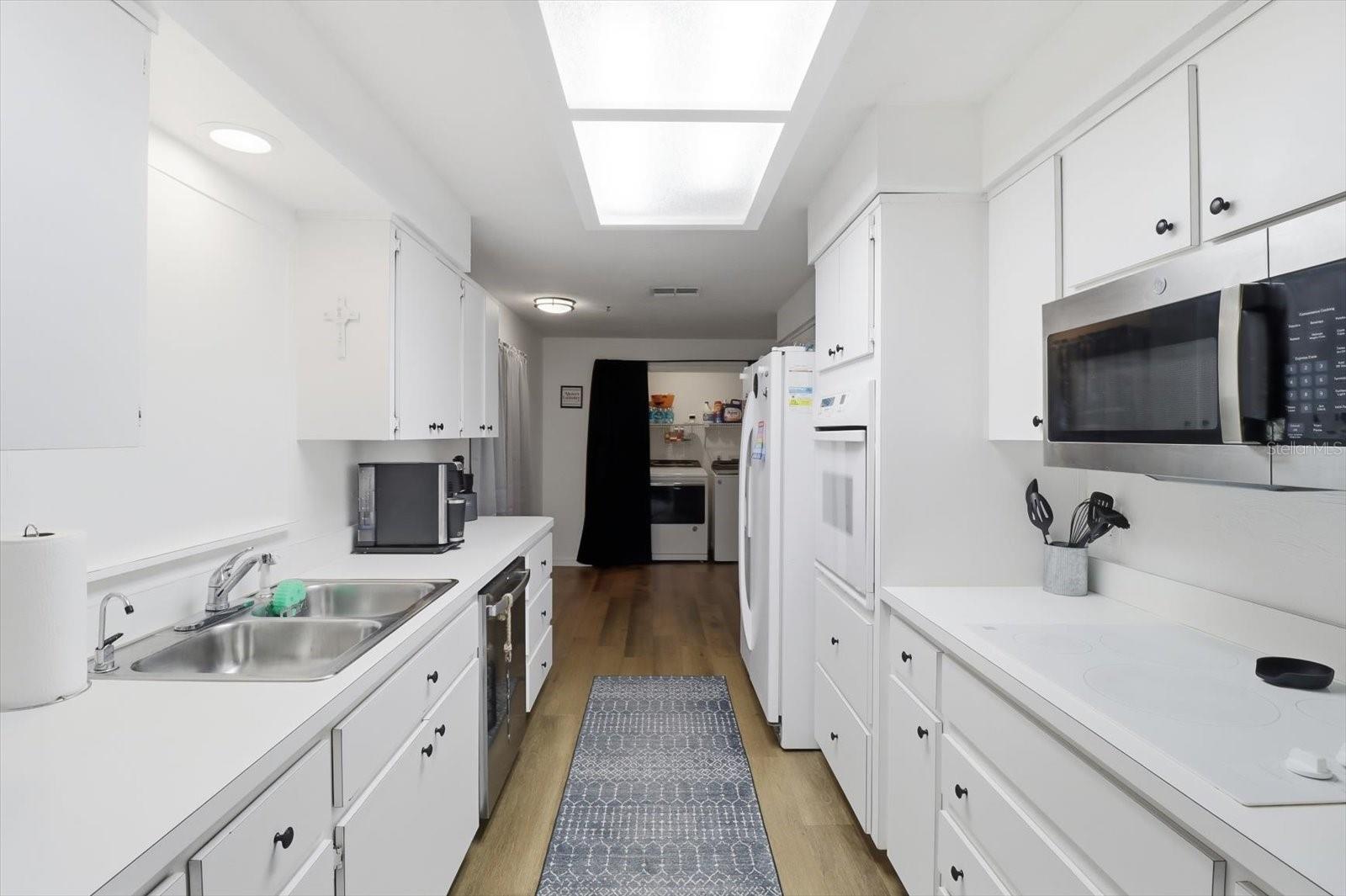 3721 N GOLDENCUP TER, BEVERLY HILLS, FL — photo 12