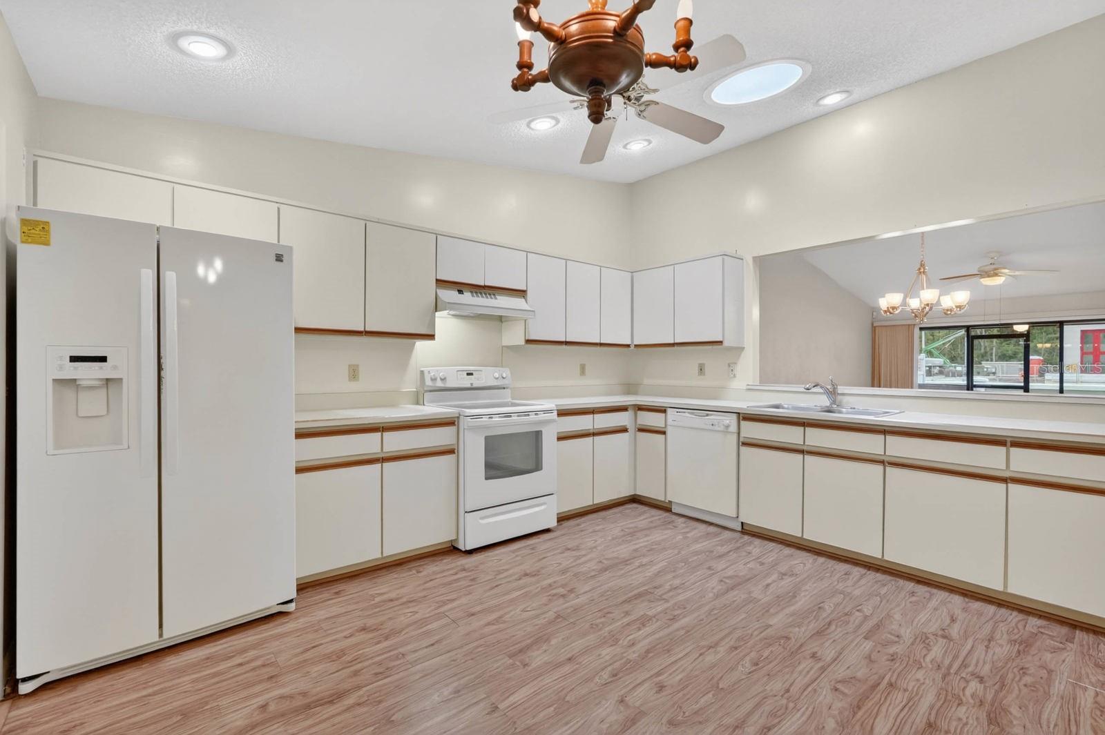 12 LAKE FOREST CIR N, PALM COAST, FL — photo 20