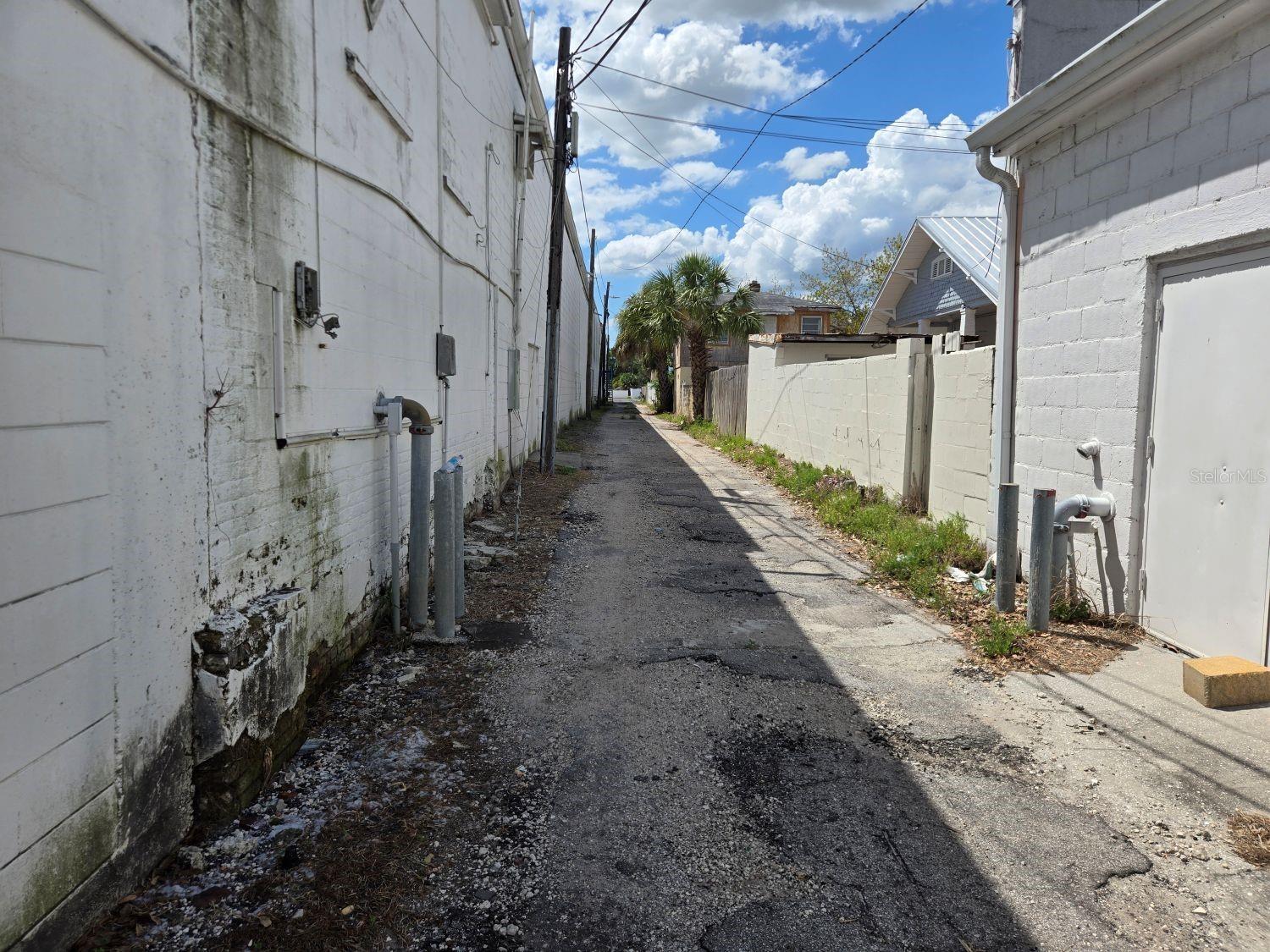 2902 W CHESTNUT ST, TAMPA, FL — photo 11