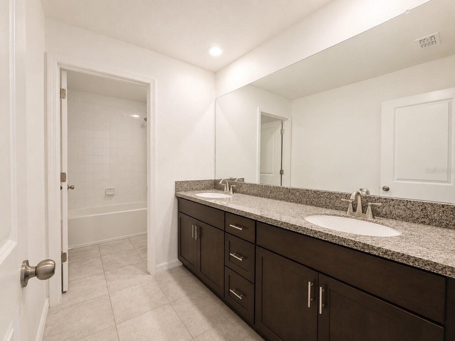 5462 GRAYS HARBOR CT, WIMAUMA, FL — photo 11