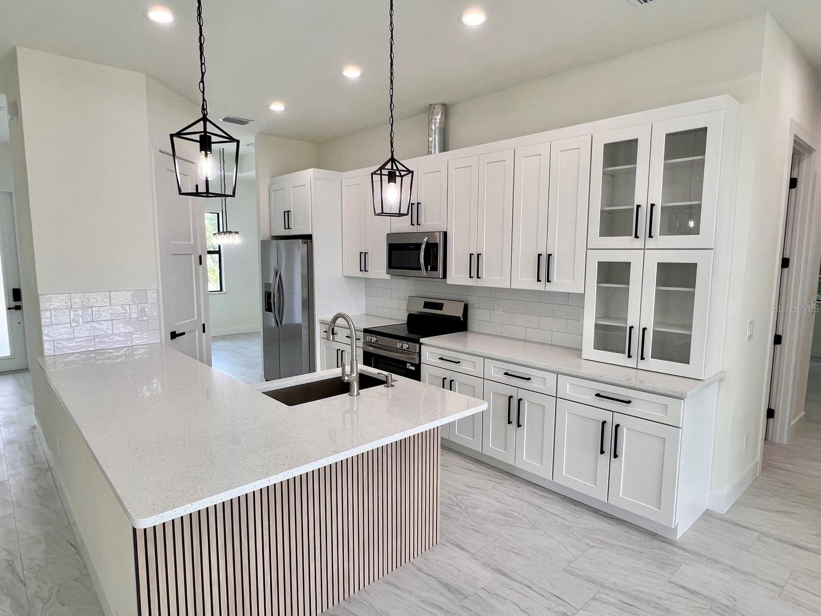9245 BOCA GRANDE AVE, ENGLEWOOD, FL — photo 3