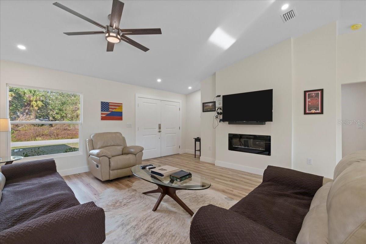 2405 VANCOUVER LN, NORTH PORT, FL — photo 6