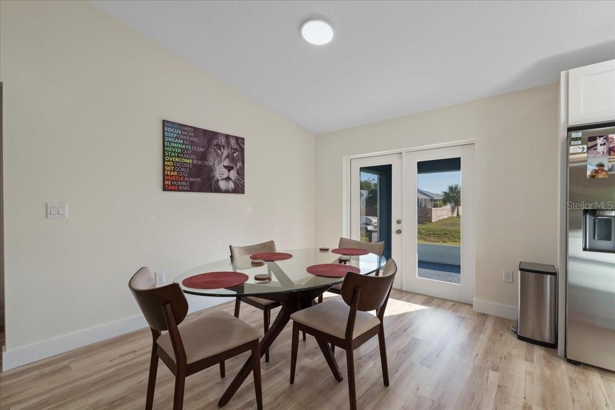 2405 VANCOUVER LN, NORTH PORT, FL — photo 12