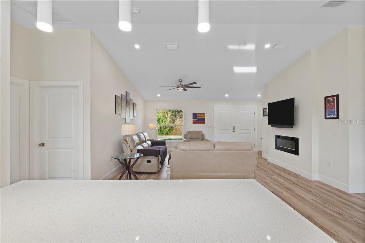2405 VANCOUVER LN, NORTH PORT, FL — photo 15