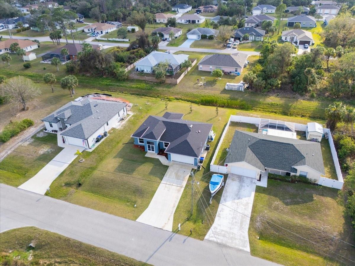 2405 VANCOUVER LN, NORTH PORT, FL — photo 30