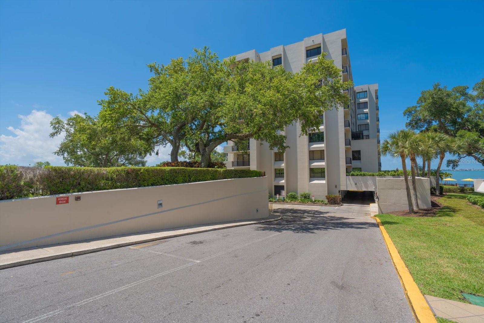 4 BELLEVIEW BLVD #503, BELLEAIR, FL — photo 60
