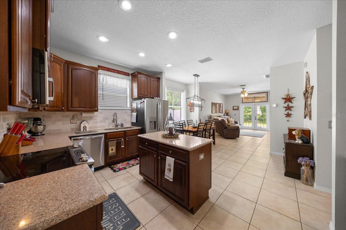 12044 COLONY LAKES BLVD, NEW PORT RICHEY, FL — photo 10