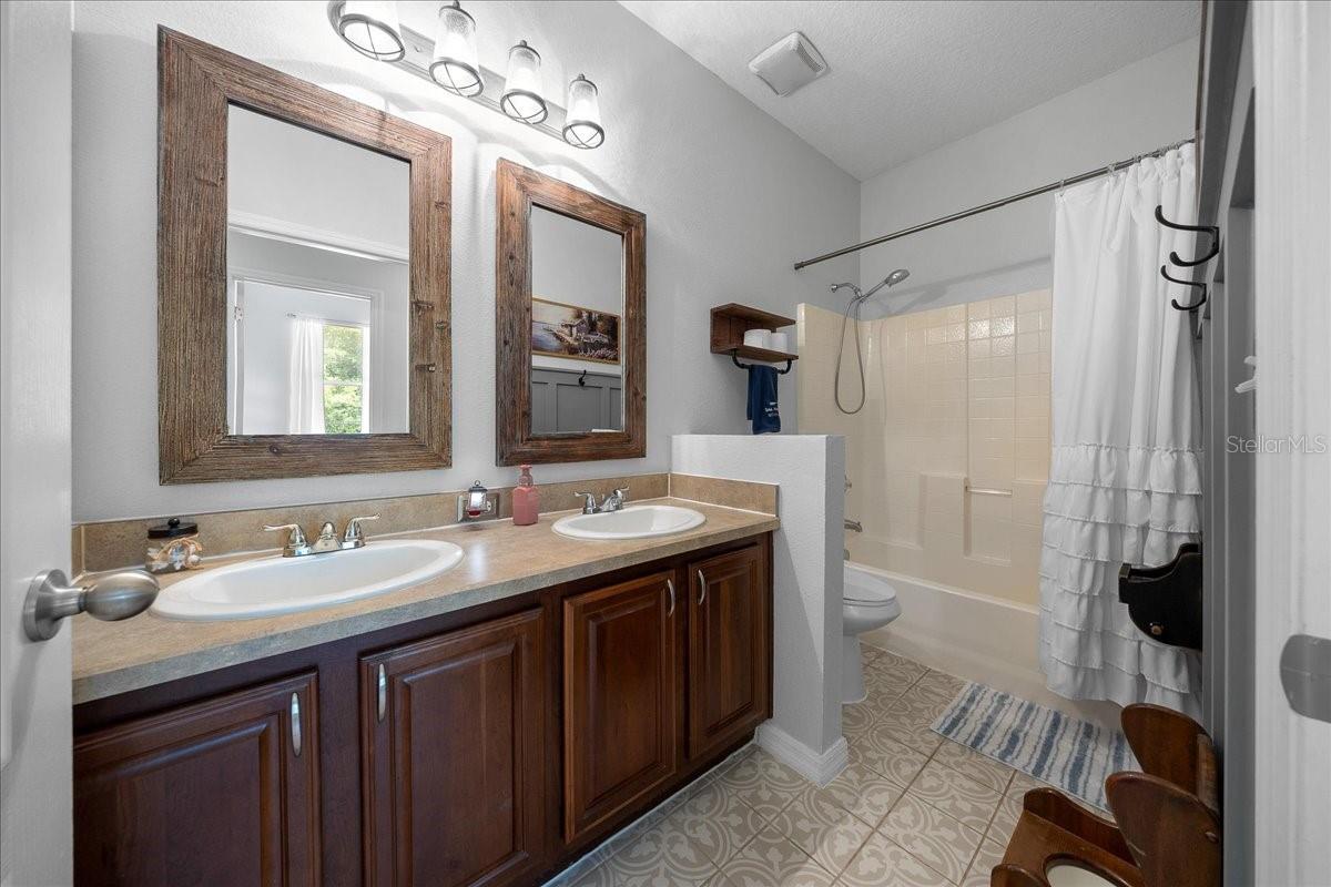 12044 COLONY LAKES BLVD, NEW PORT RICHEY, FL — photo 29