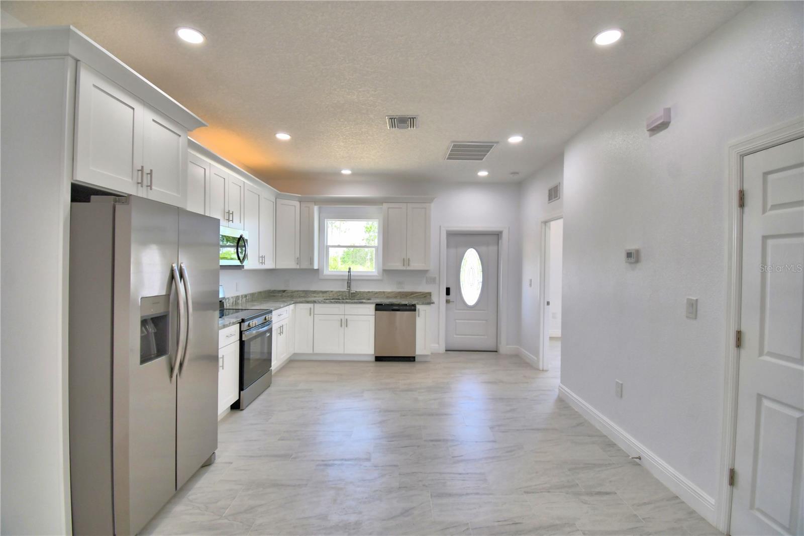 7951 SARASOTA DR #A, INDIAN LAKE ESTATES, FL — photo 6