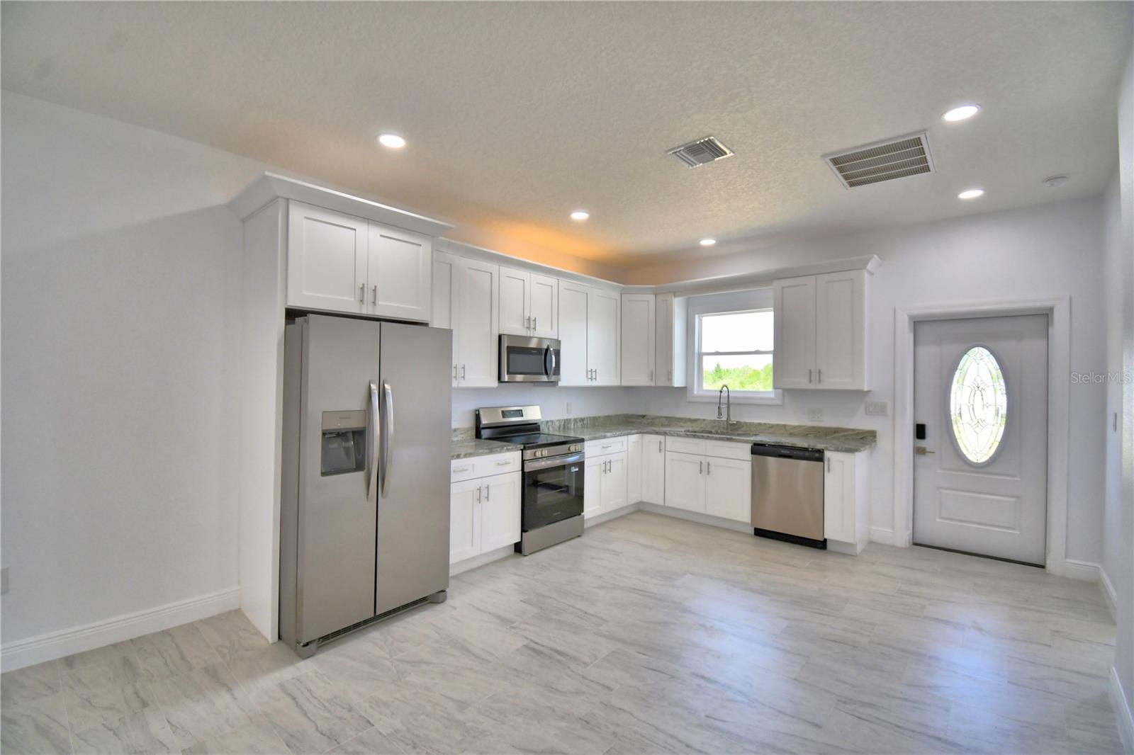 7951 SARASOTA DR #A, INDIAN LAKE ESTATES, FL — photo 7