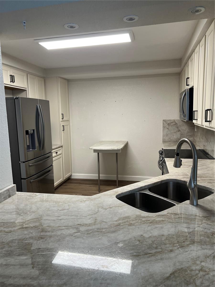 5701 BAHIA DEL MAR CIR #508, ST PETERSBURG, FL — photo 6