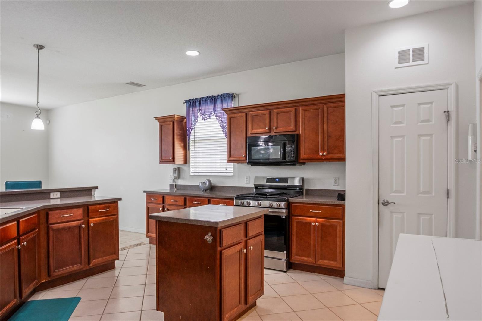 26712 AUGUSTA SPRINGS CIR, LEESBURG, FL — photo 25