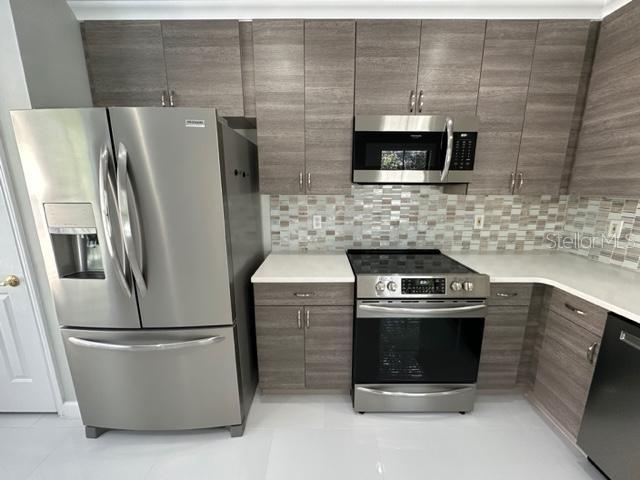 917 WATERSIDE LN #203, CELEBRATION, FL — photo 17