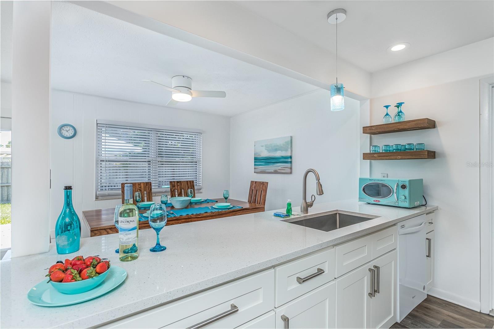 2572 JEFFERSON CIR, SARASOTA, FL — photo 16