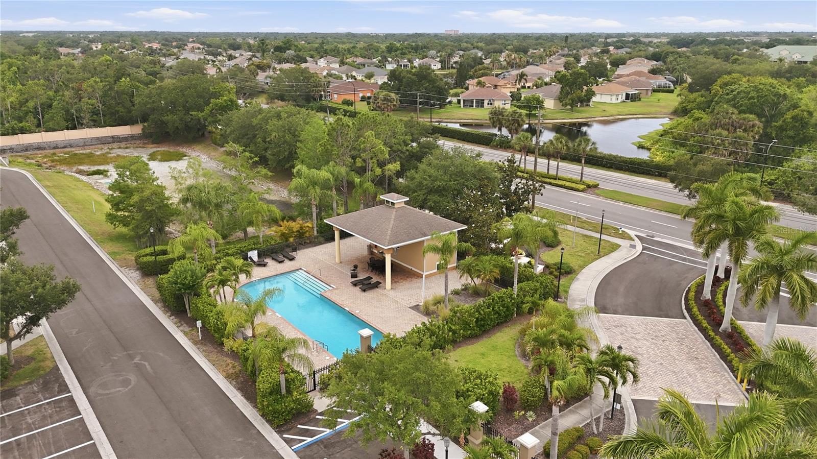 8423 KARPEAL DR #1501, SARASOTA, FL — photo 39