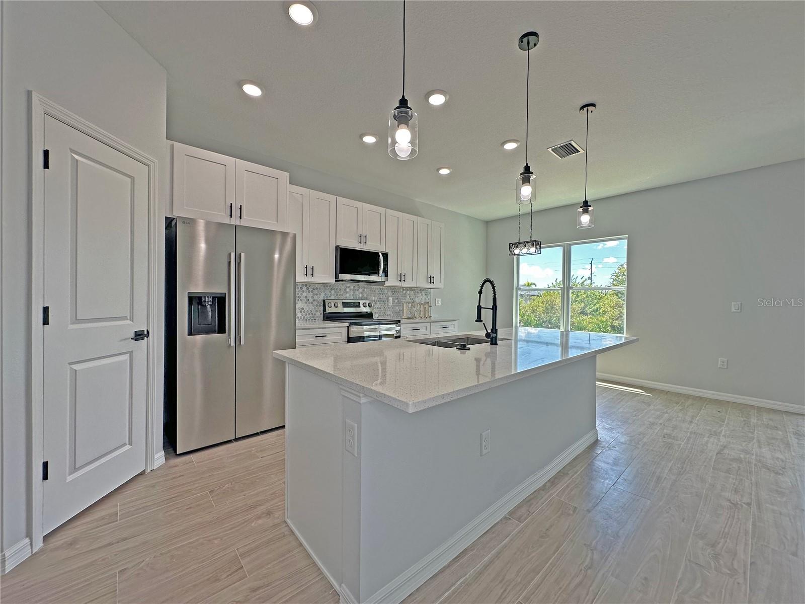 13558 JERONIMO LN, PORT CHARLOTTE, FL — photo 6
