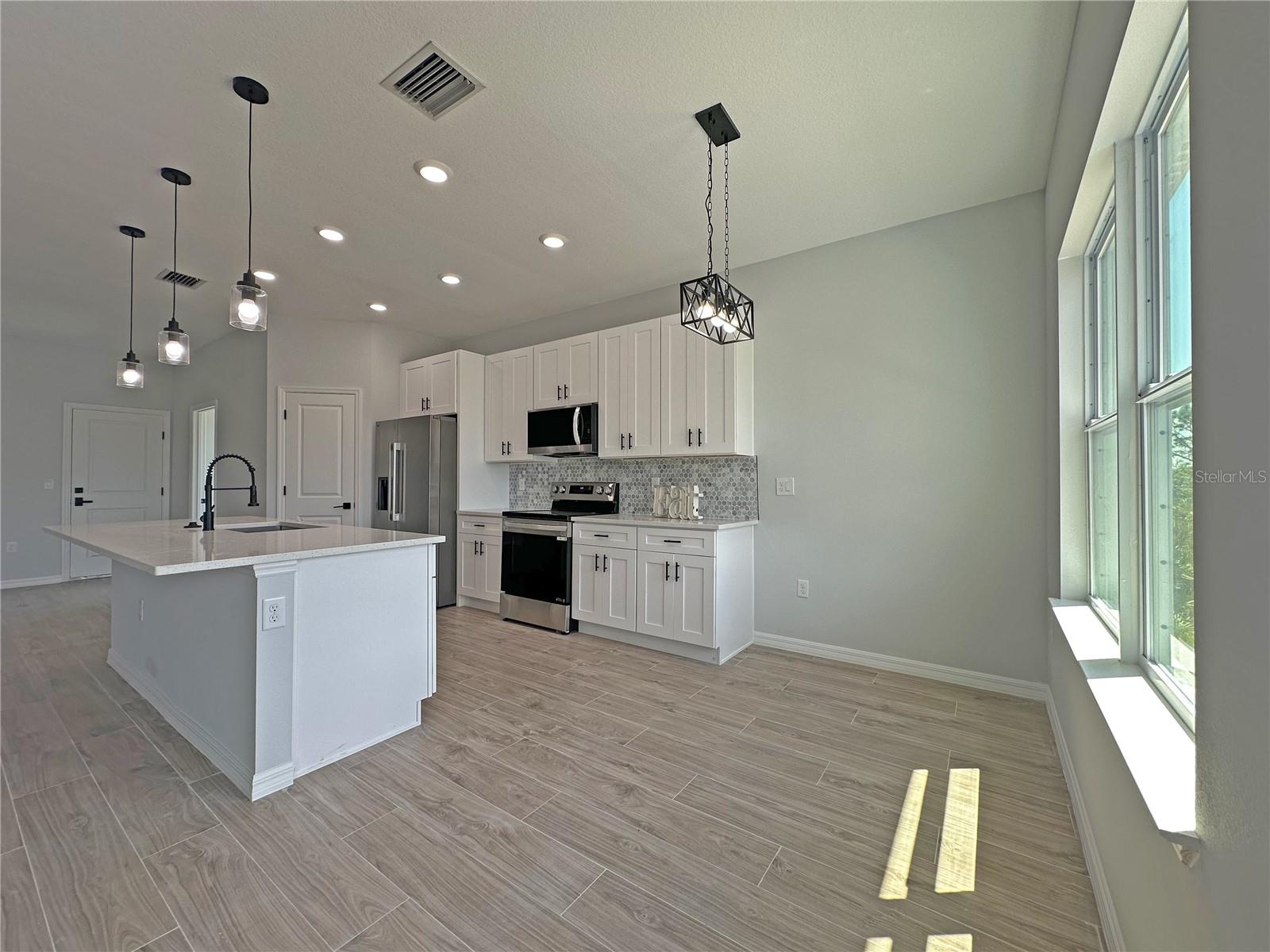 13558 JERONIMO LN, PORT CHARLOTTE, FL — photo 10