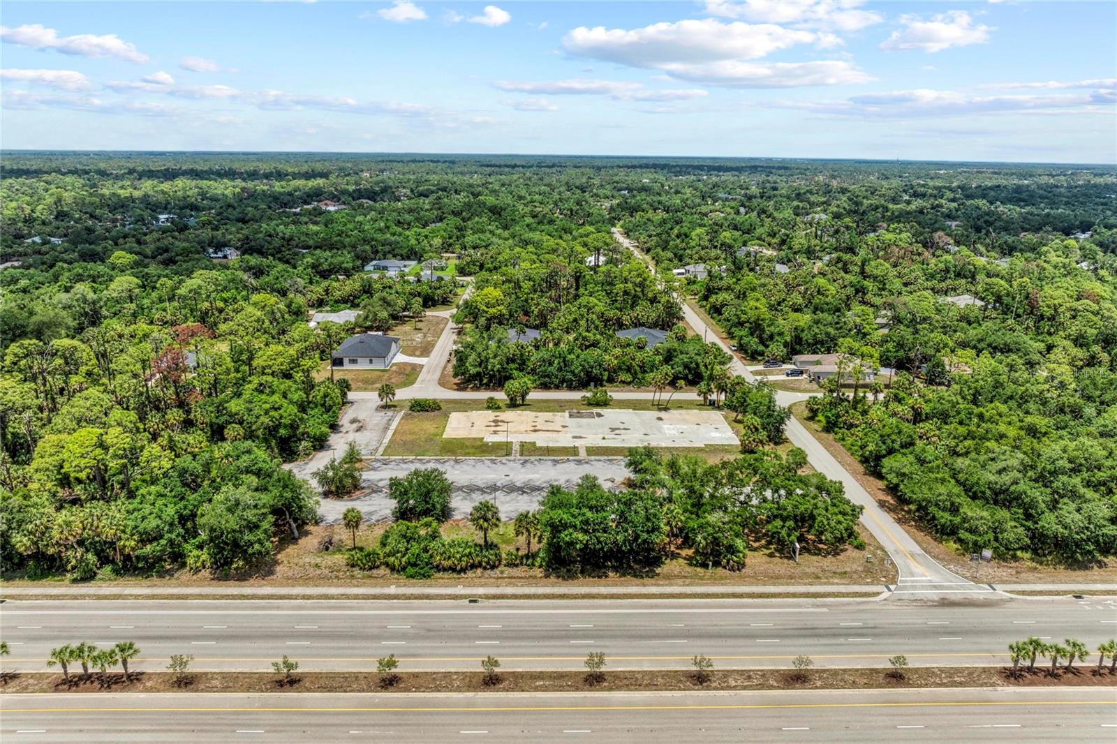 640 TAMIAMI TRL, PORT CHARLOTTE, FL — photo 15