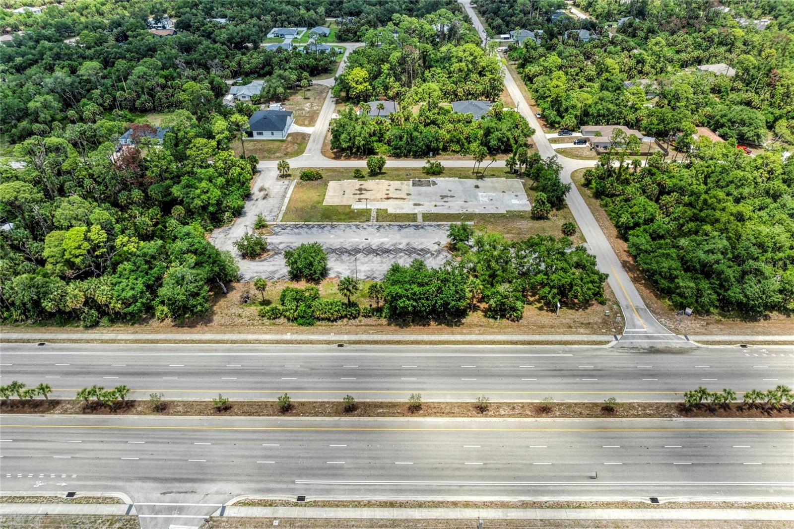 640 TAMIAMI TRL, PORT CHARLOTTE, FL — photo 19