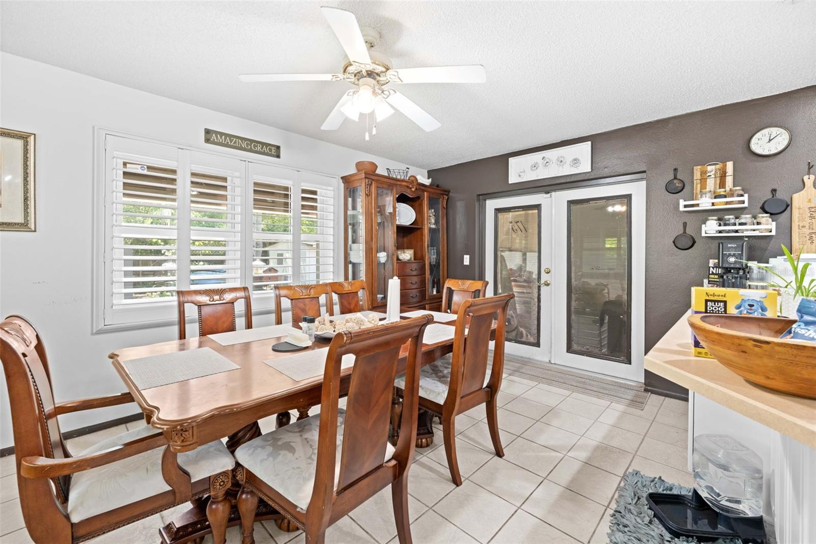 7458 GATES CIR, SPRING HILL, FL — photo 18