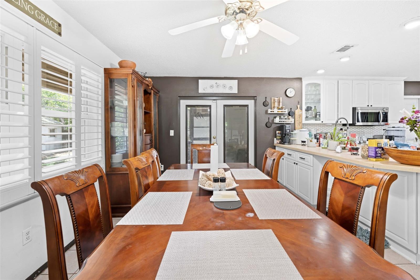 7458 GATES CIR, SPRING HILL, FL — photo 19