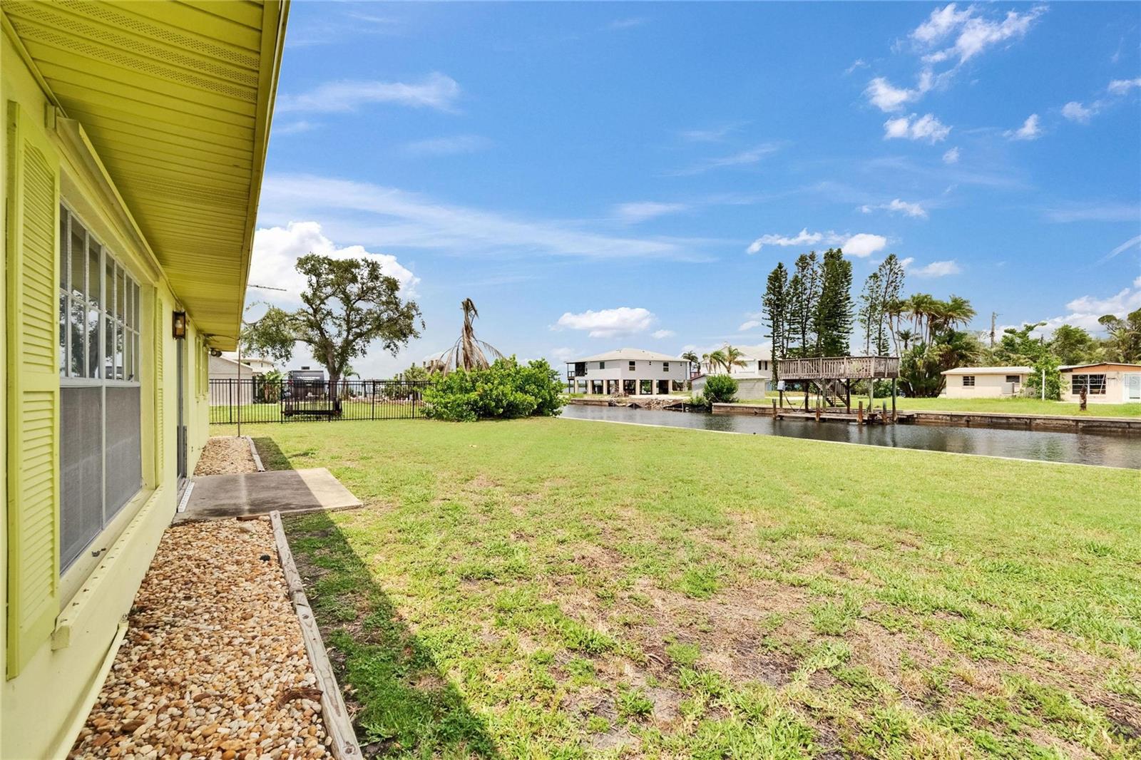 814 SEABREEZE DR, RUSKIN, FL — photo 15