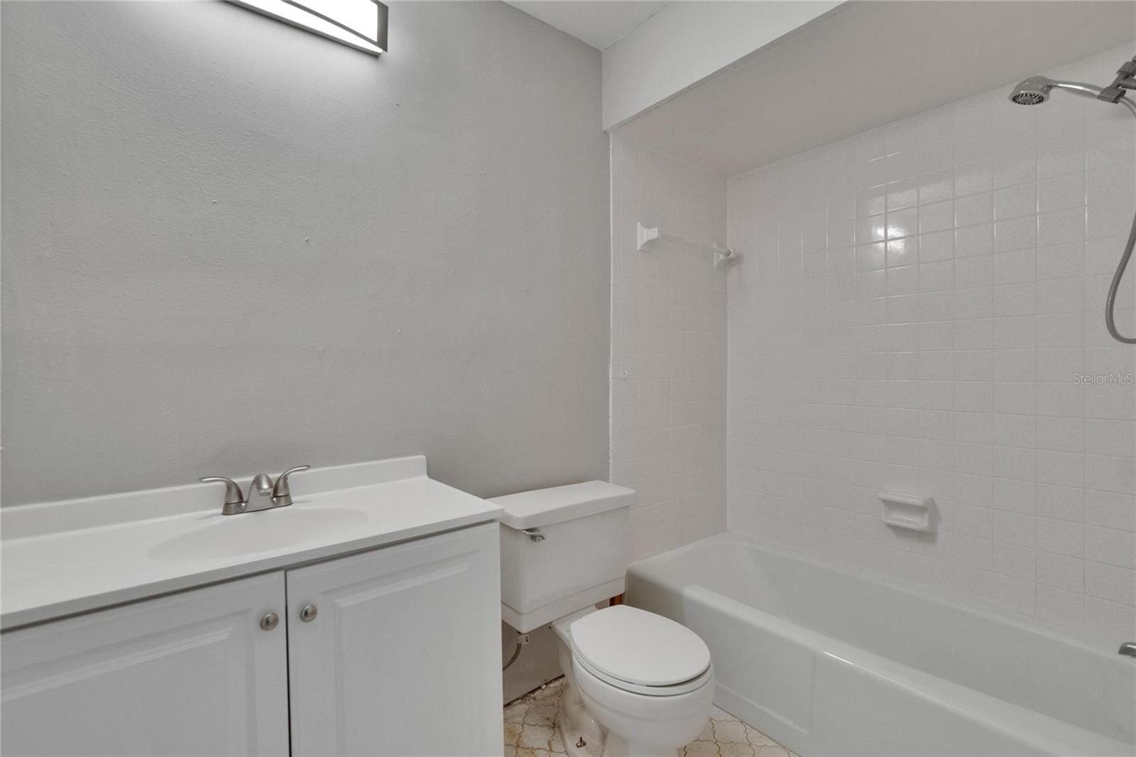 814 SEABREEZE DR, RUSKIN, FL — photo 21