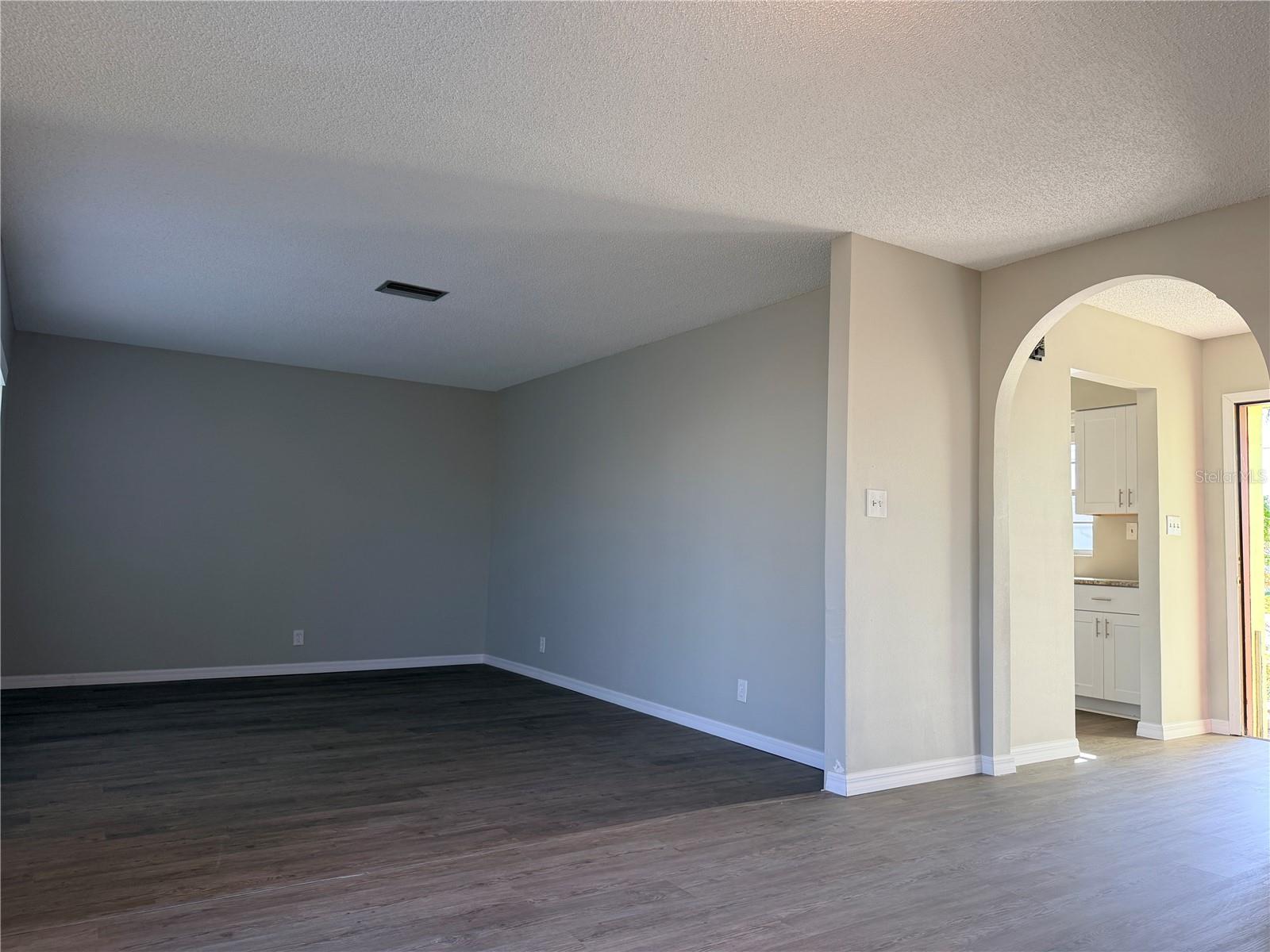 814 SEABREEZE DR, RUSKIN, FL — photo 22