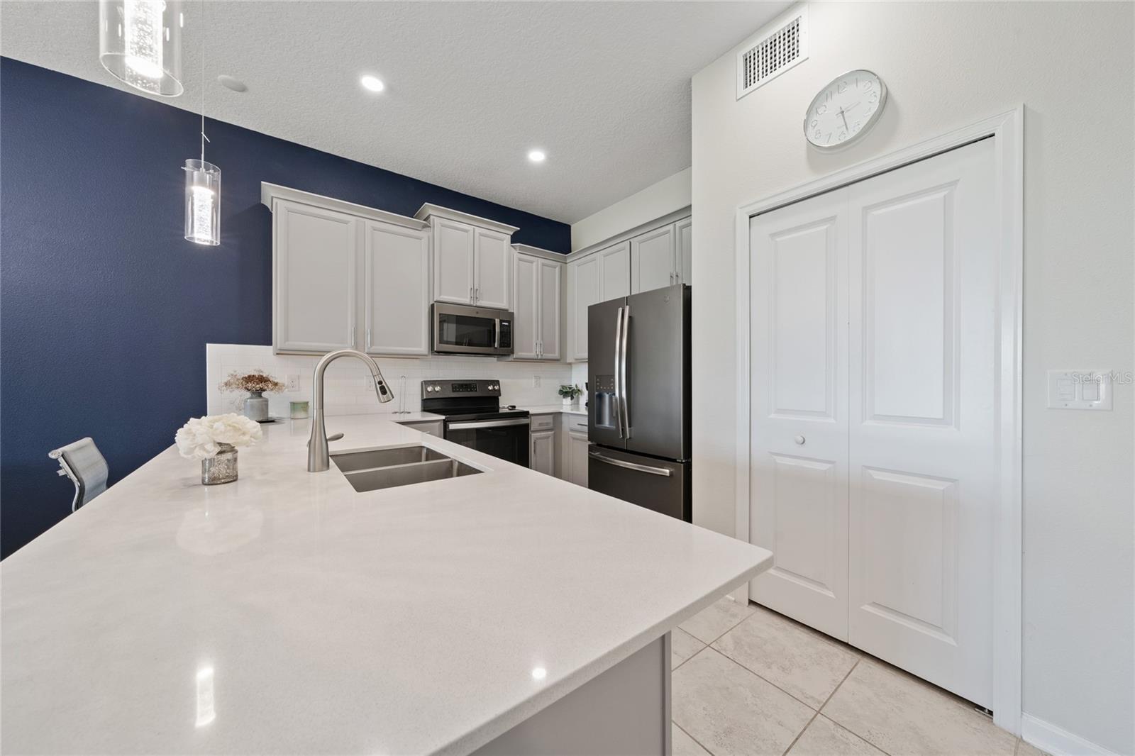 693 OCEAN COURSE AVE #1101, DAVENPORT, FL — photo 14