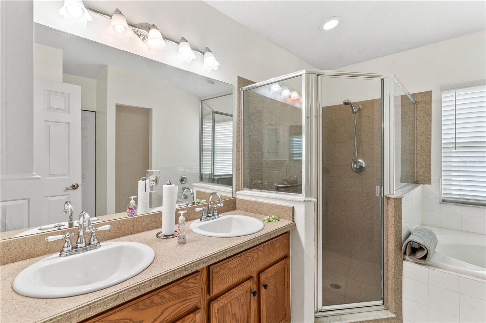25093 RIVERWALK DR, LEESBURG, FL — photo 28