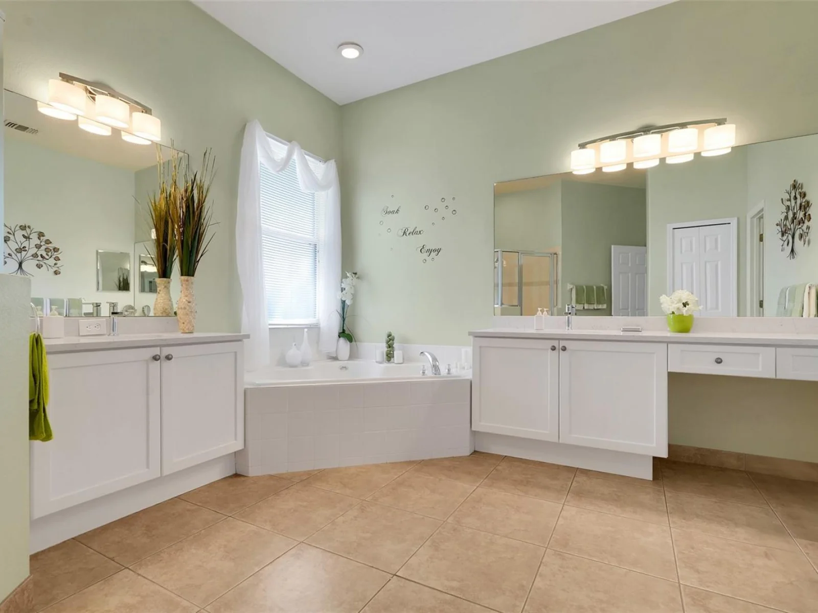 2947 MAJESTIC ISLE DR, CLERMONT, FL — photo 16