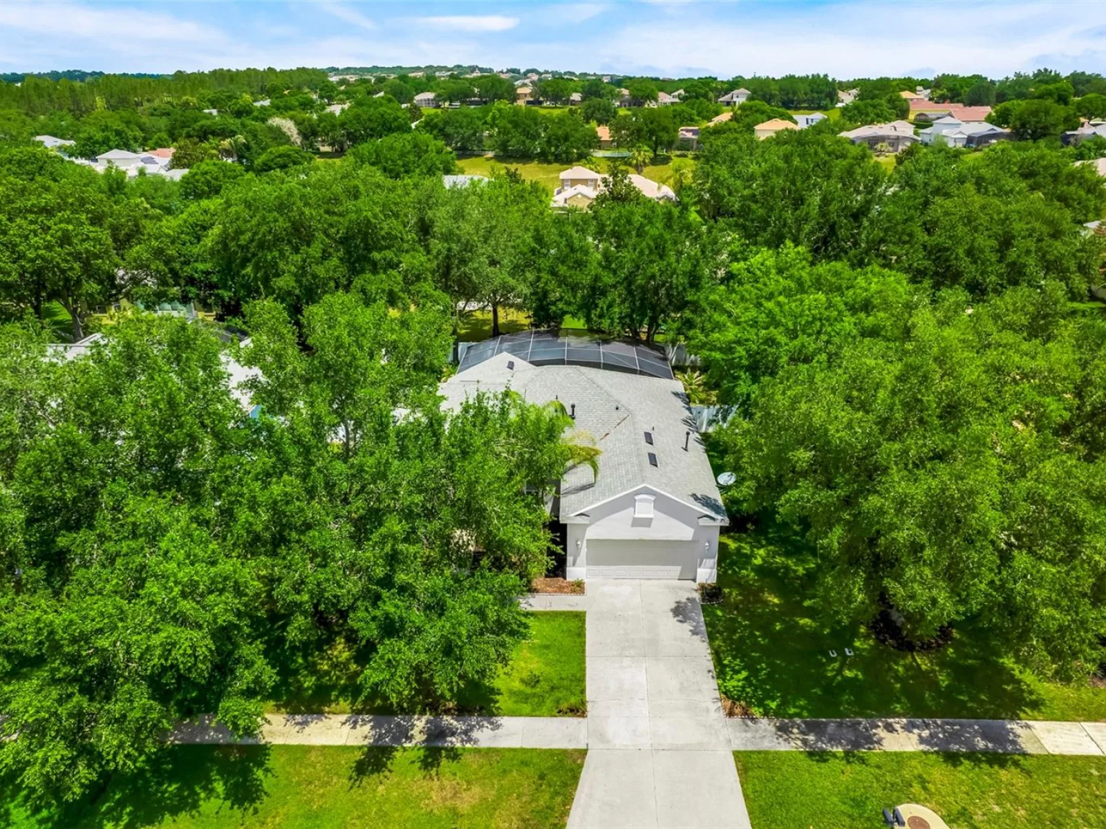 2947 MAJESTIC ISLE DR, CLERMONT, FL — photo 43