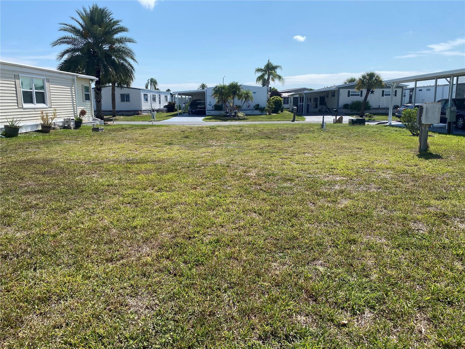530 PARKWOOD AVE, NORTH PORT, FL — photo 2