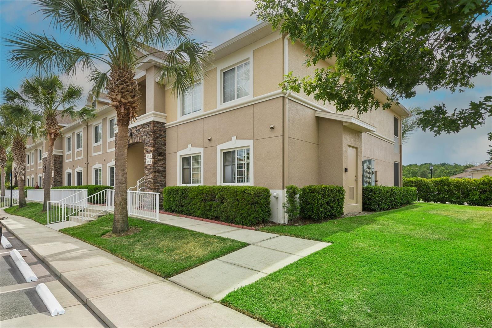 1195 GODAVARI WAY #105, WESLEY CHAPEL, FL — photo 2