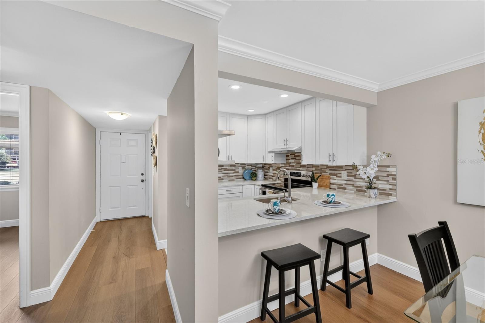 731 83RD AVE N #105, ST PETERSBURG, FL — photo 3