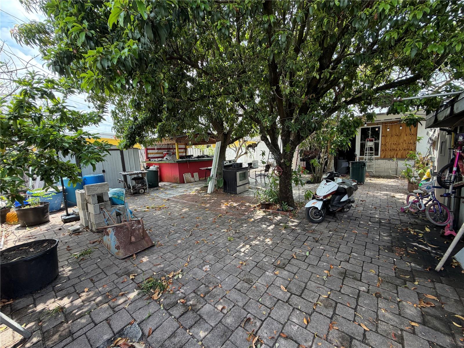 445 E 43RD ST, HIALEAH, FL — photo 22