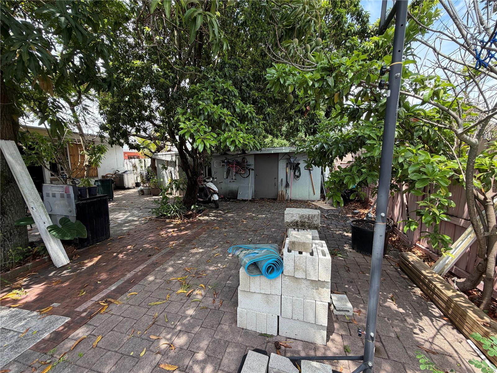 445 E 43RD ST, HIALEAH, FL — photo 23